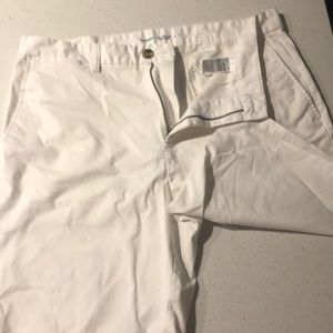 Old Navy Slim White Flat Shorts